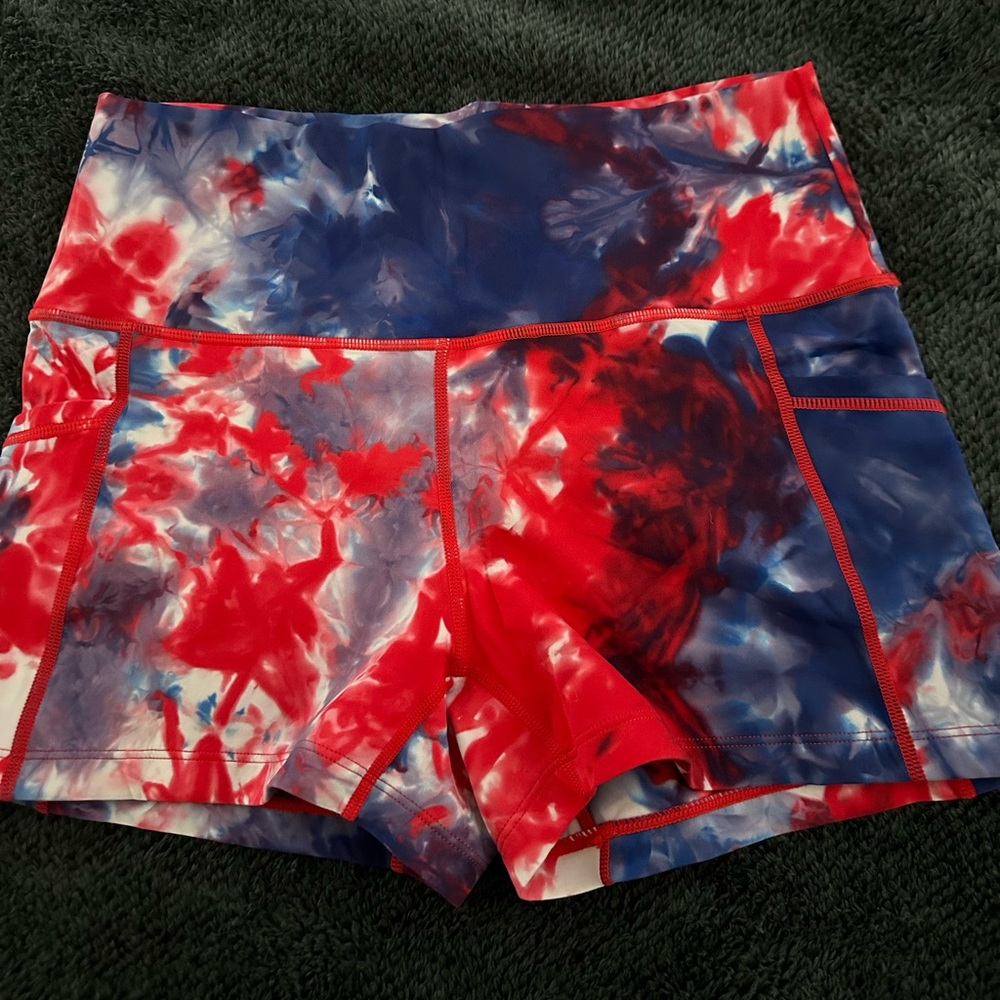 CVG shorts, size small